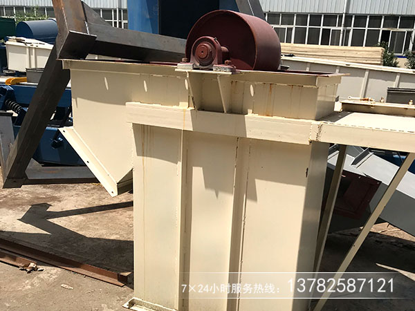 塑料畚鬥適合使用在那些行業提升！