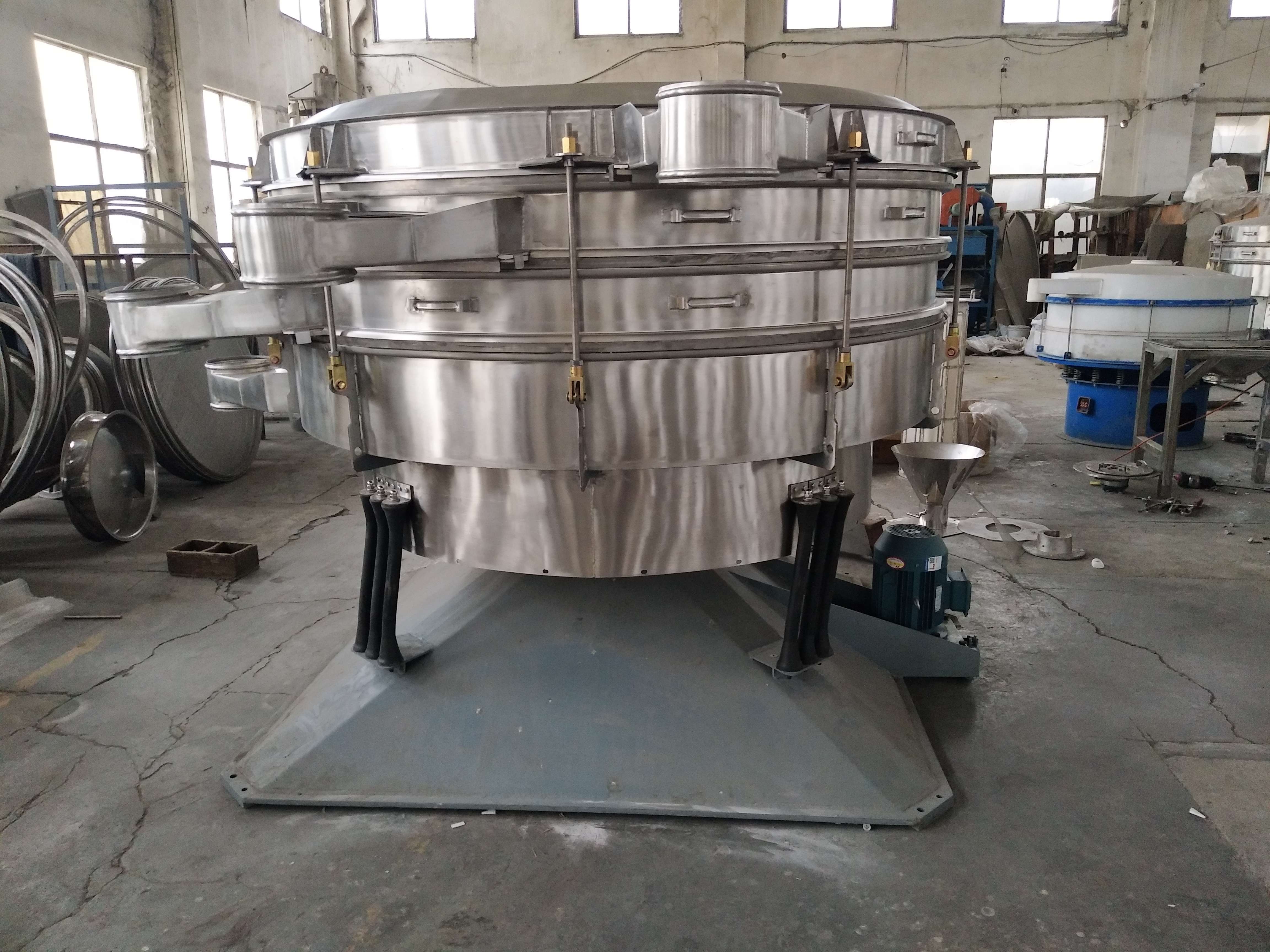 你可知搖擺篩和振動篩區別?